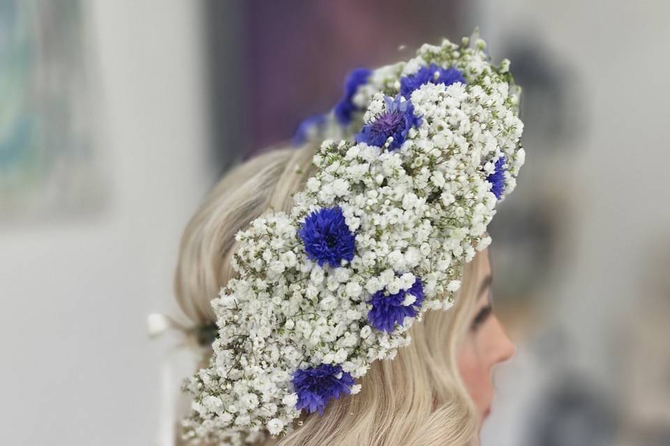 Hollywood waves, flower crown