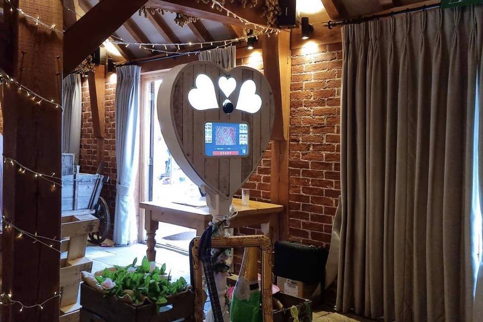 Rustic heart photo booth