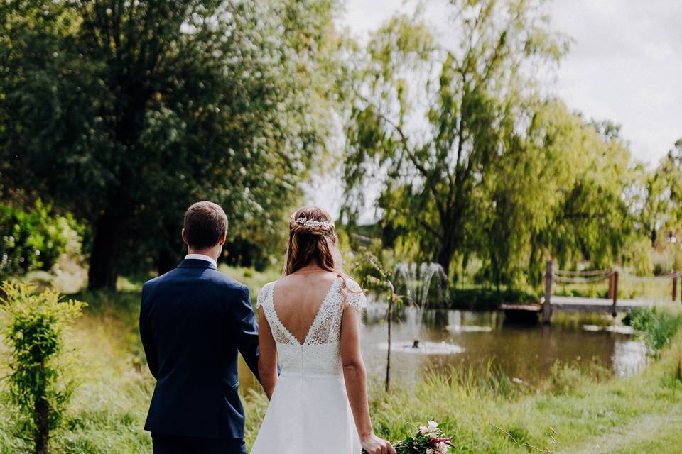 Real Wedding Pond Shot