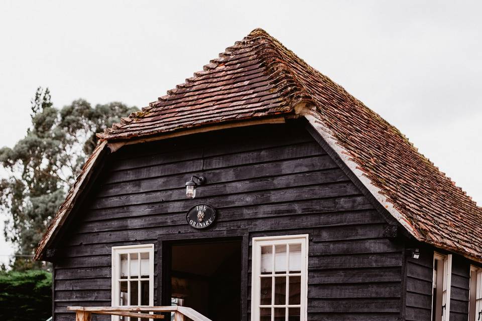 The Granary Honeymoon Suite