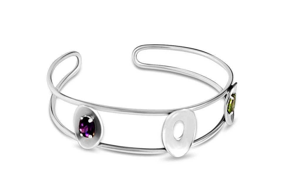 Floating oval gem bangle