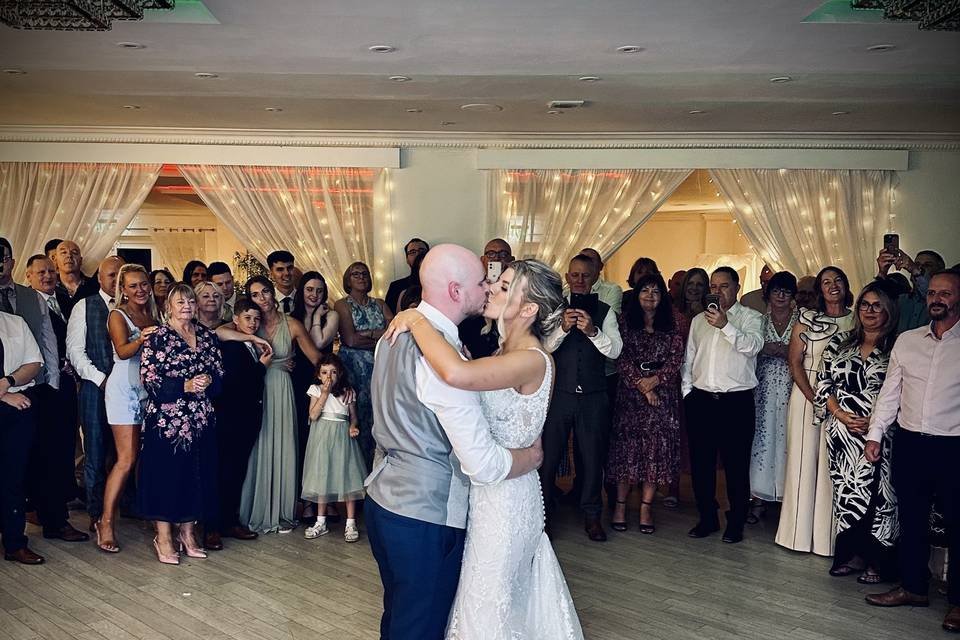First dance shot