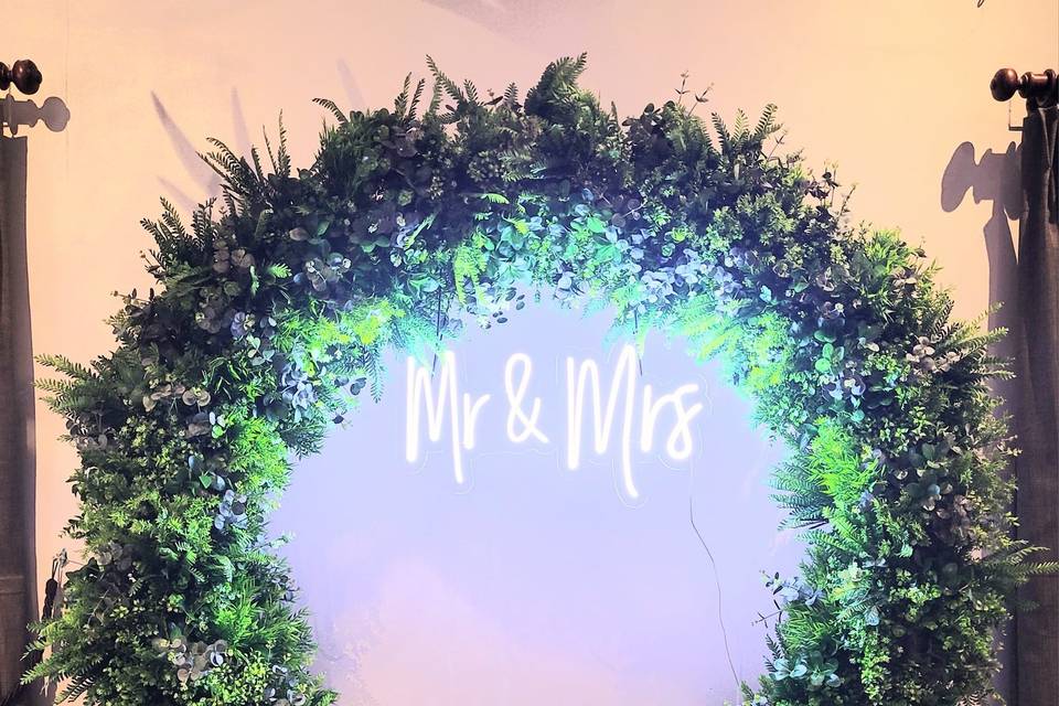 Mr and Mrs neon on 6ft round