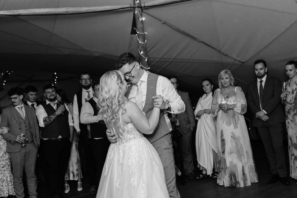 Love a first dance.