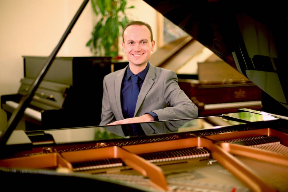 Chris Kincaid - Pianist