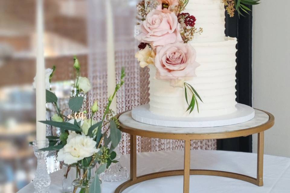 Fresh Flower Wedding Cake