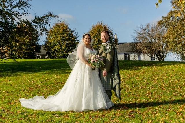 Mr & MRs
