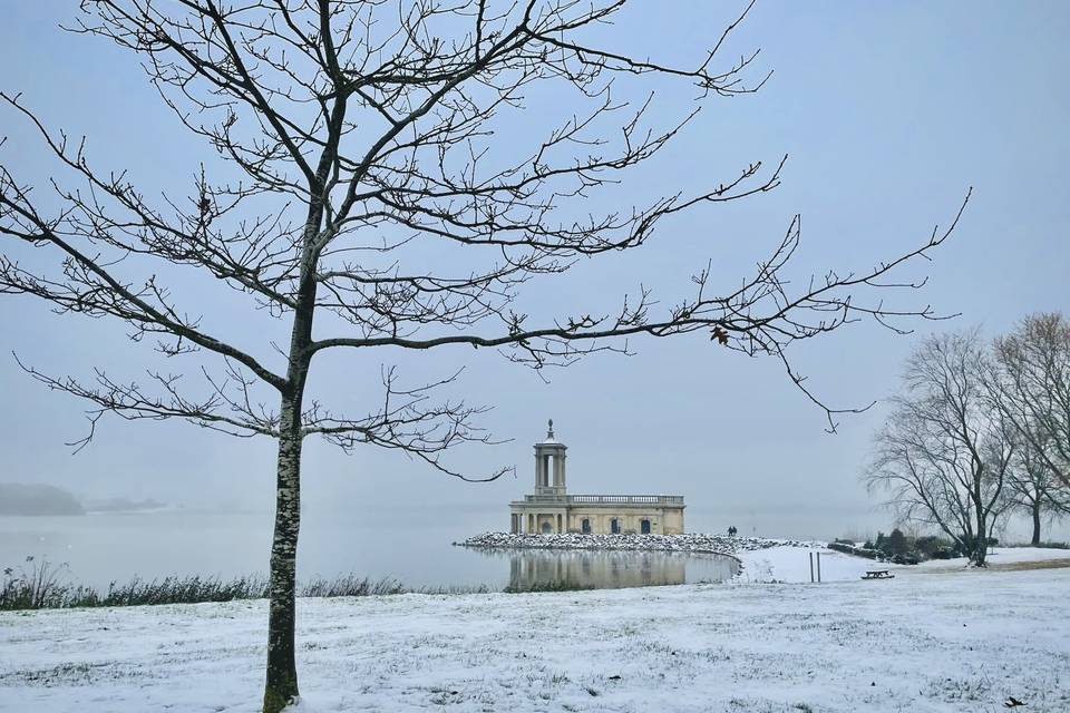 Winter Wedding at Normanton