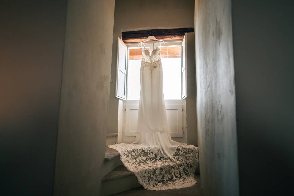 Wedding dress