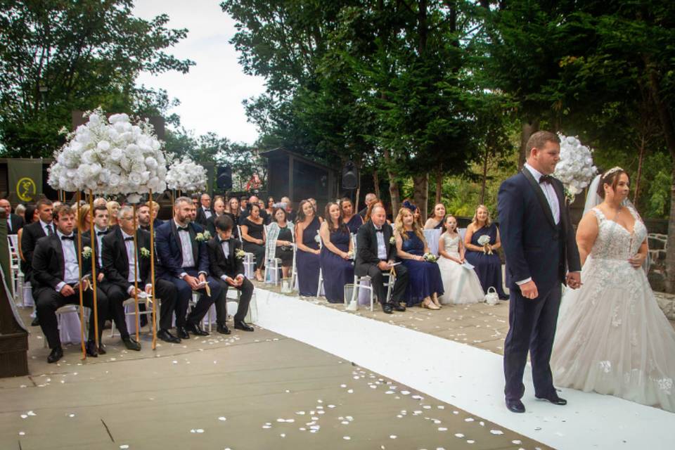 Outdoor Ceremony
