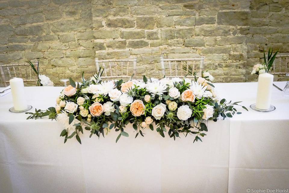 Head table floral garland