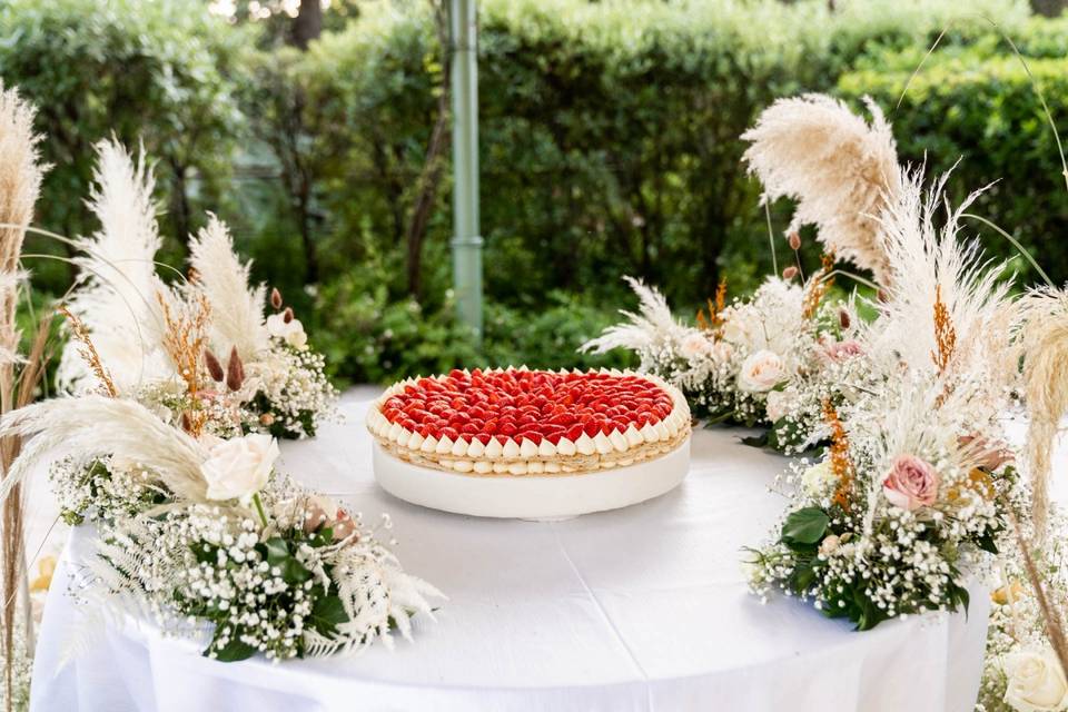 Albereta cake table