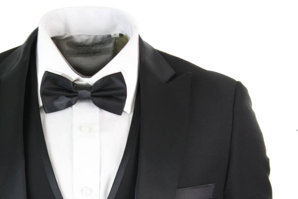 Suit Savvy in East Riding of Yorkshire - Groomswear Shop | hitched.co.uk