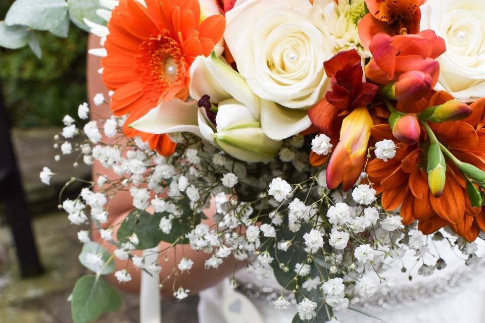 Flowers and horse shoe