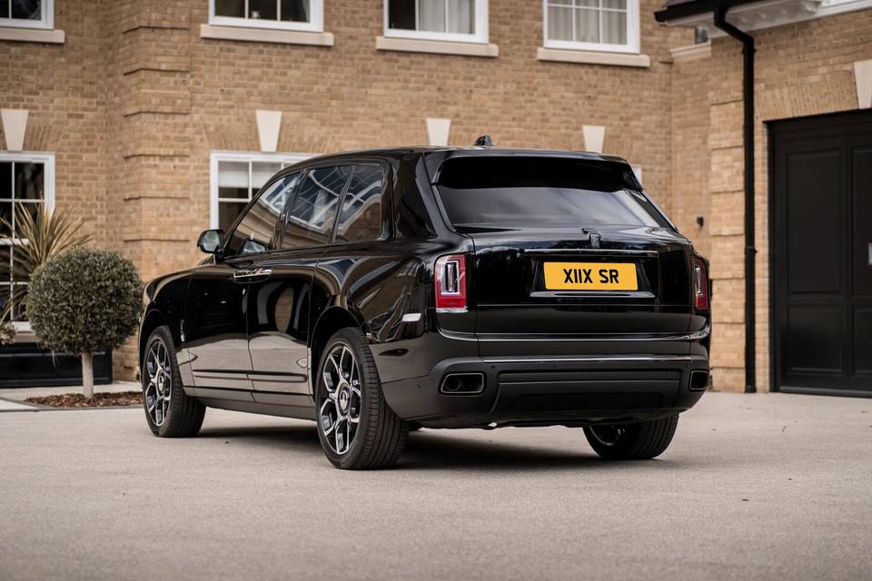 Black Rolls Royce Cullinan