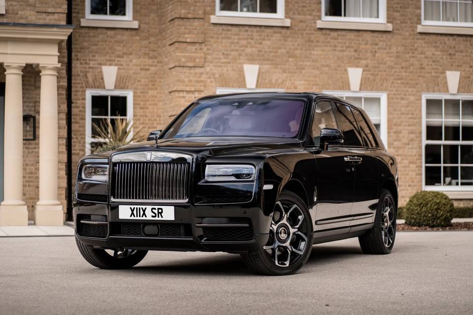 Black Rolls Royce Cullinan