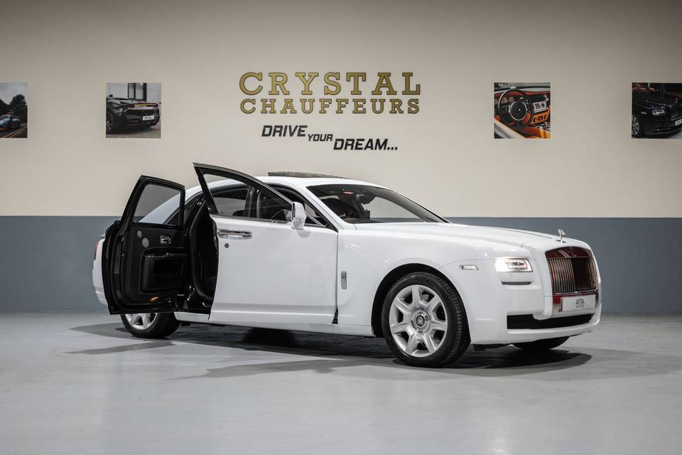 White Rolls Royce Ghost