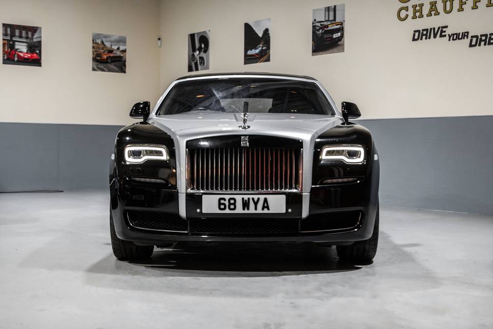Black Rolls Royce Ghost S2