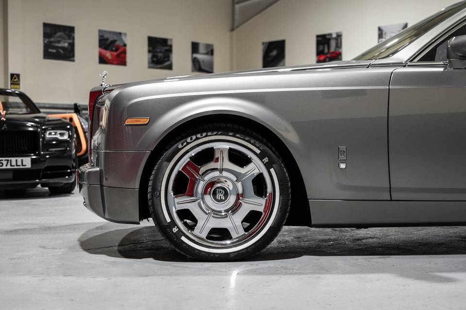 Grey Rolls Royce Phantom