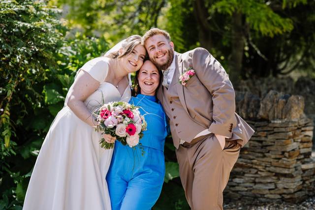 Laura Feliciano Celebrant