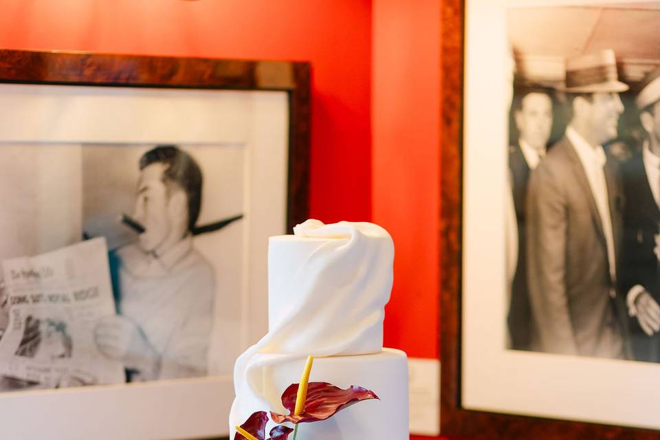 Anthurium lily cake