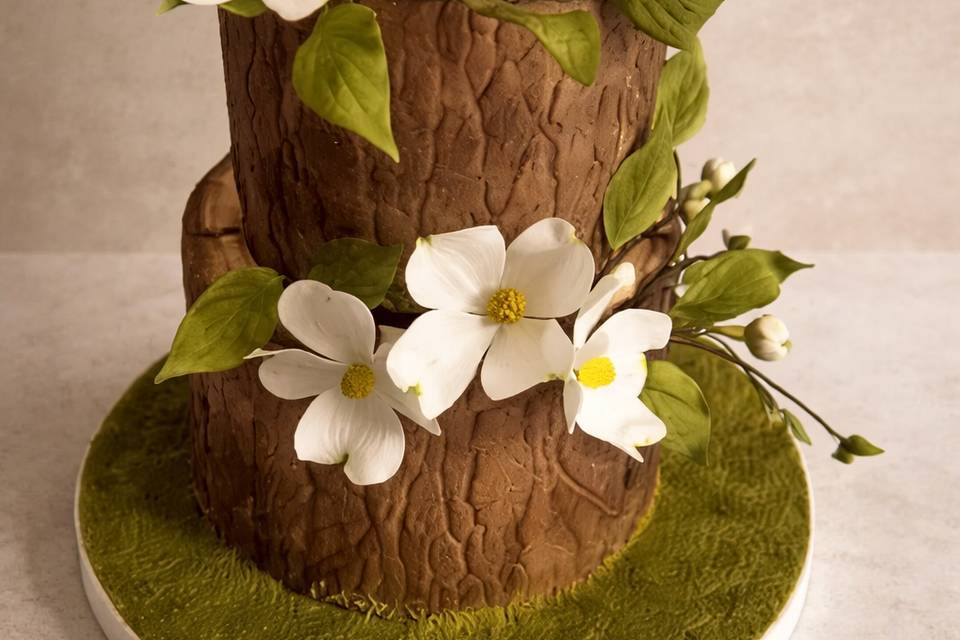 Dogwood rose cake