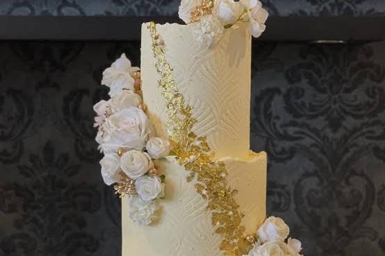 White & Gold Lace Wedding Cake
