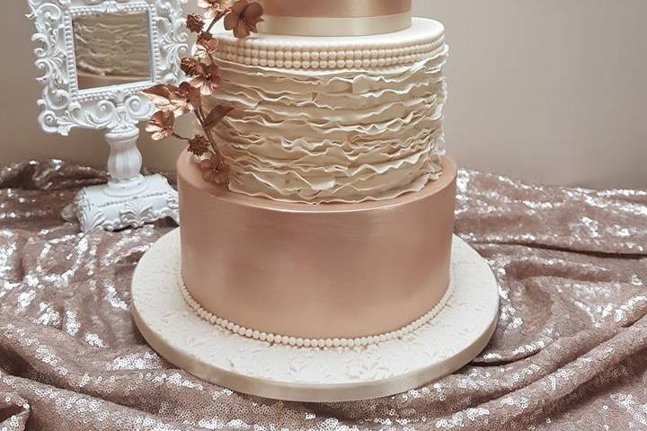 Rose Gold Elegant Wedding Cake