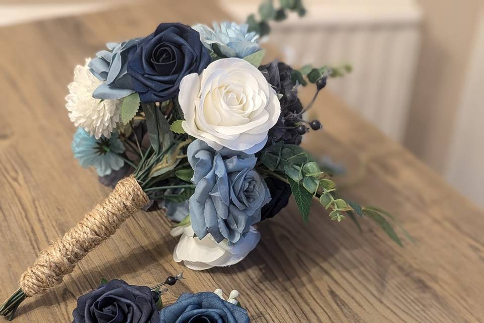 Beach waves Blue Bouquet.