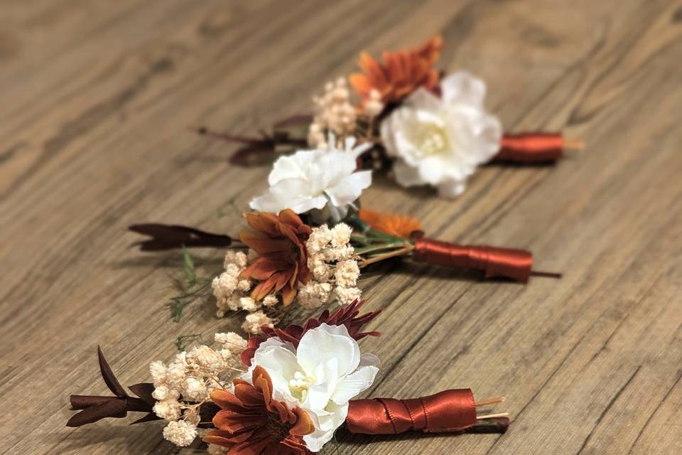 Pumpkin Spice Buttonholes.