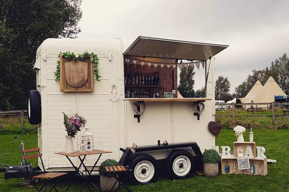 Mobile bar