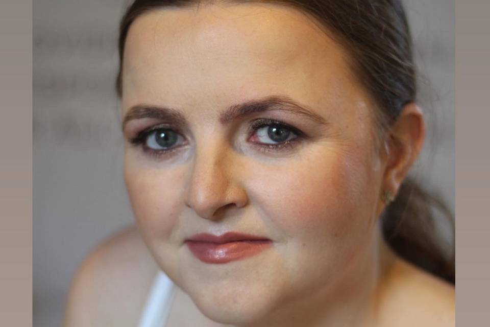 Samantha Price - Bridal Makeup Specialist