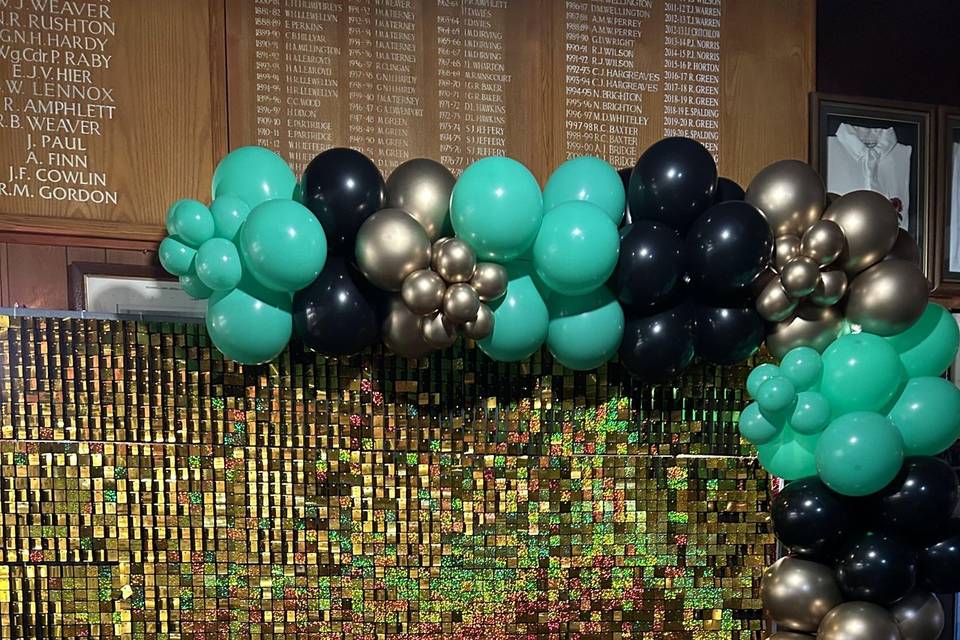 Sequin wall with balloons