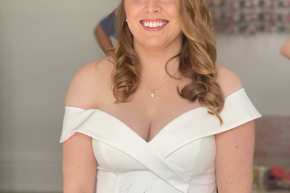 Samantha Price - Bridal Makeup Specialist