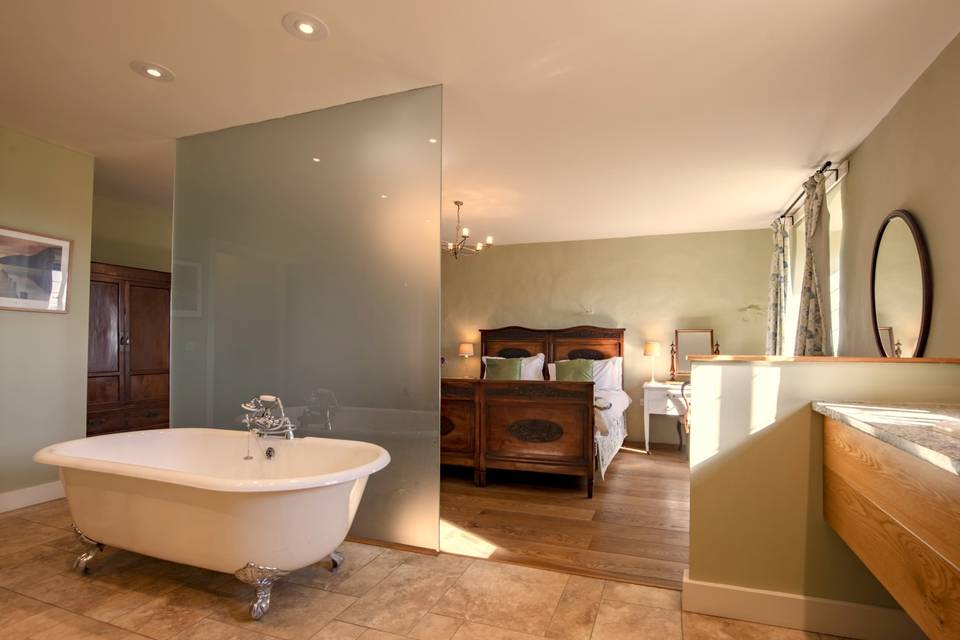 West range master ensuite
