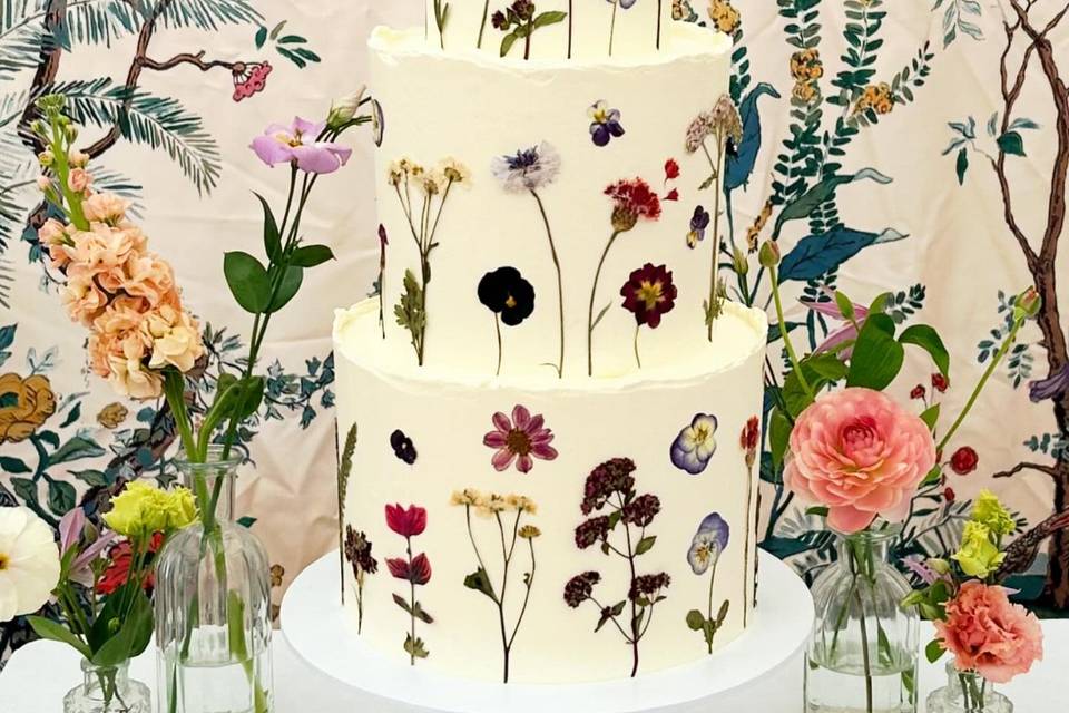 Pressed flower cake