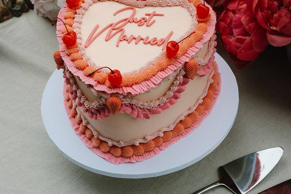 Colourful Lambeth Heart Cake