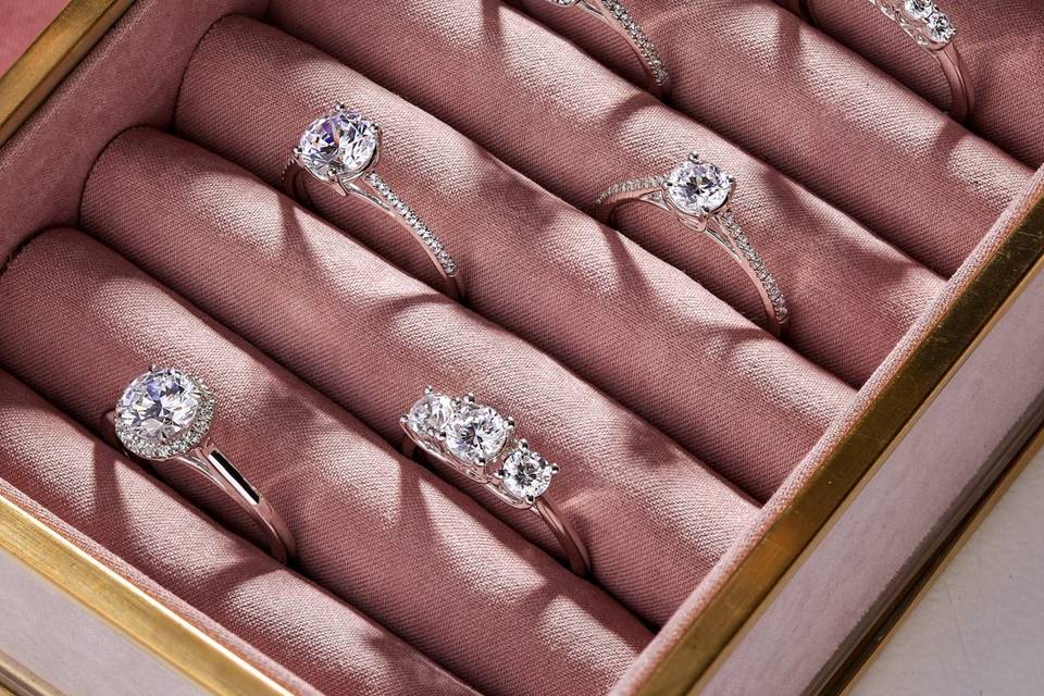 Wide range of engagament rings