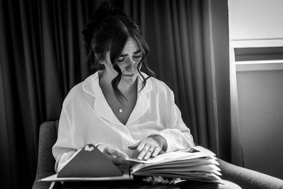 Wedding morning moment