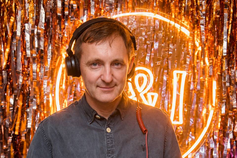 Graeme on the decks