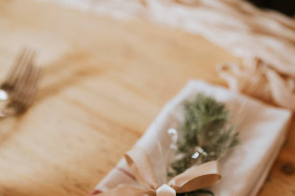 Elegant Rustic Wedding Decor