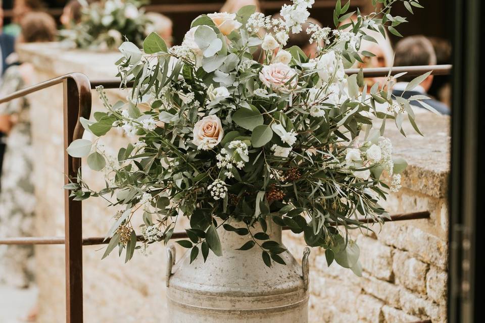 Elegant Rustic Wedding Decor