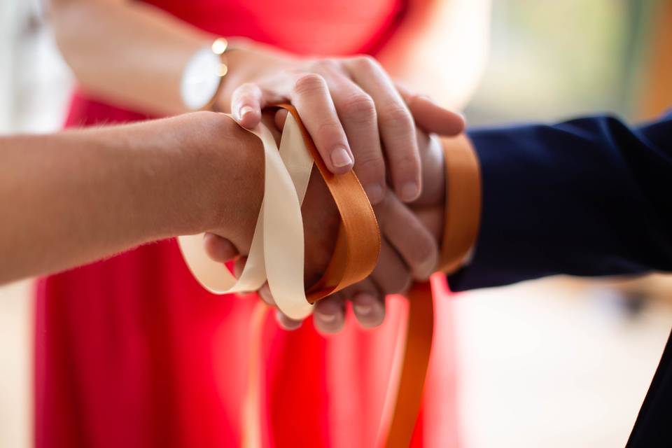 Hand fasting ceremony