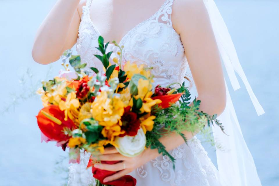 Vibrant wedding bouquet