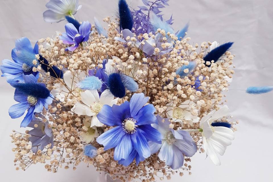 Cosmos bouquet