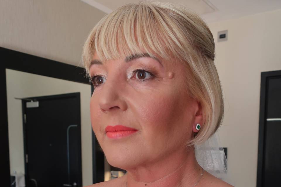 Coral glam