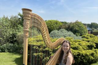 Jess Hughes - Harpist