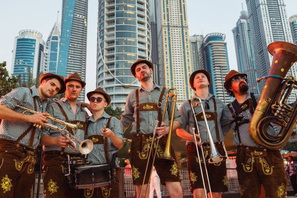 Oomparty International - Dubai