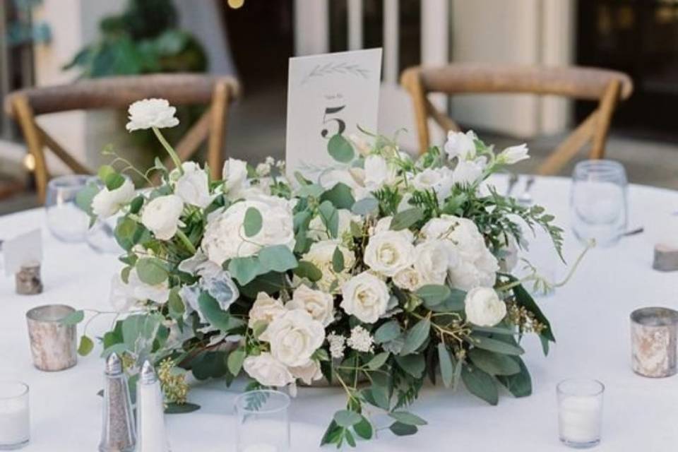 Centerpiece flowers