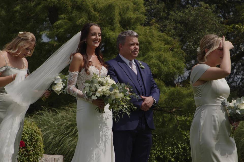 Wedding party on the aisle